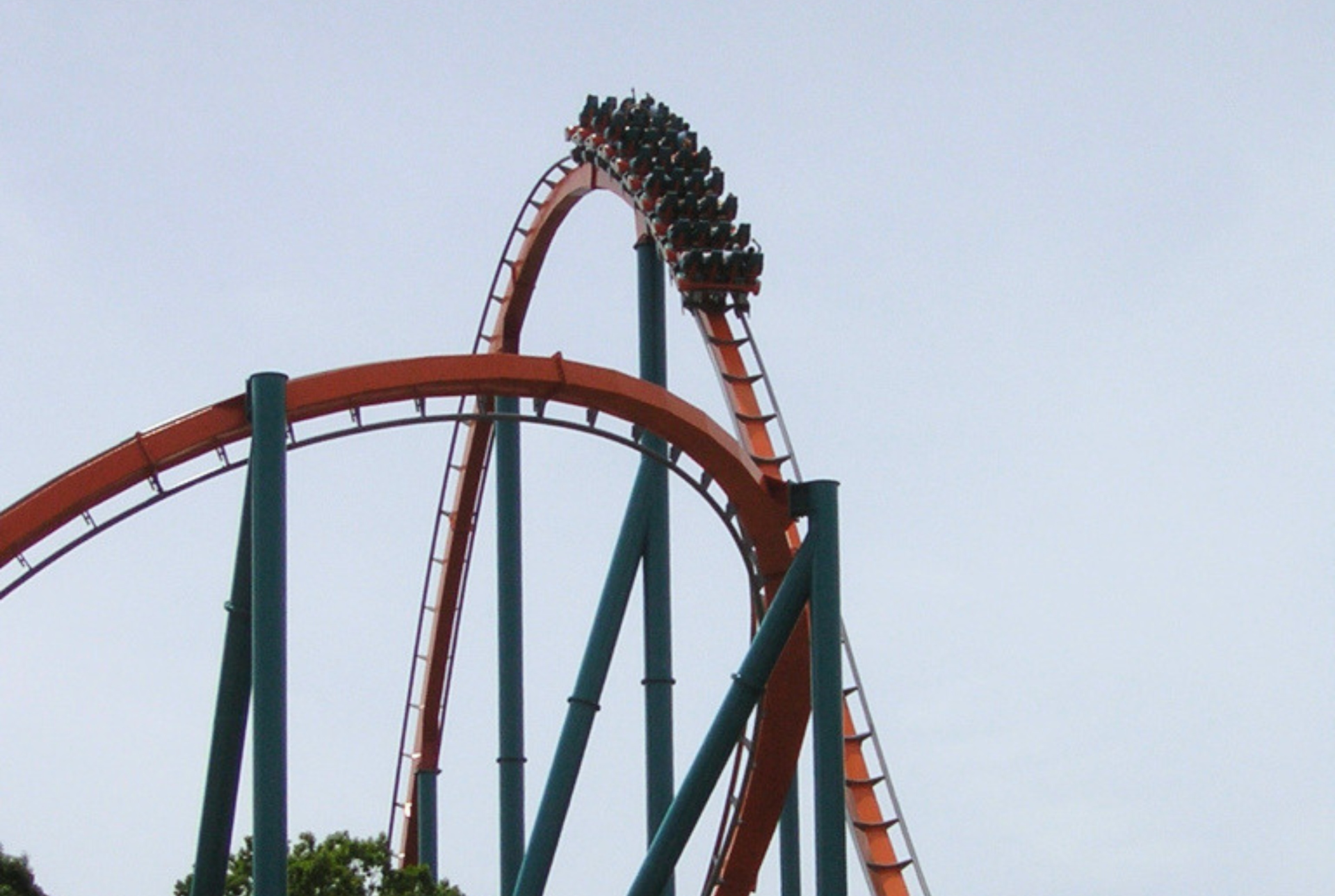 Goliath roller coaster at Six Flags Over Georgia in Austell, Georgia. Photo by Chris Hagerman, Wikimedia Commons, CC BY 2.0. Image lightened for clarity.